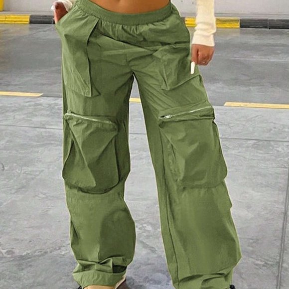 Trendy Zipper Detail Flap Pocket Cargo Pants Green - Picture 2 of 9